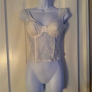 Elegant White Lace Bustier